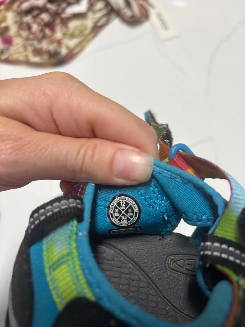 Keen kids size 12